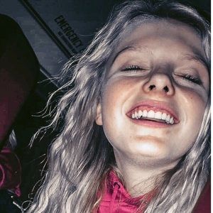 Meet your Posher, Ella